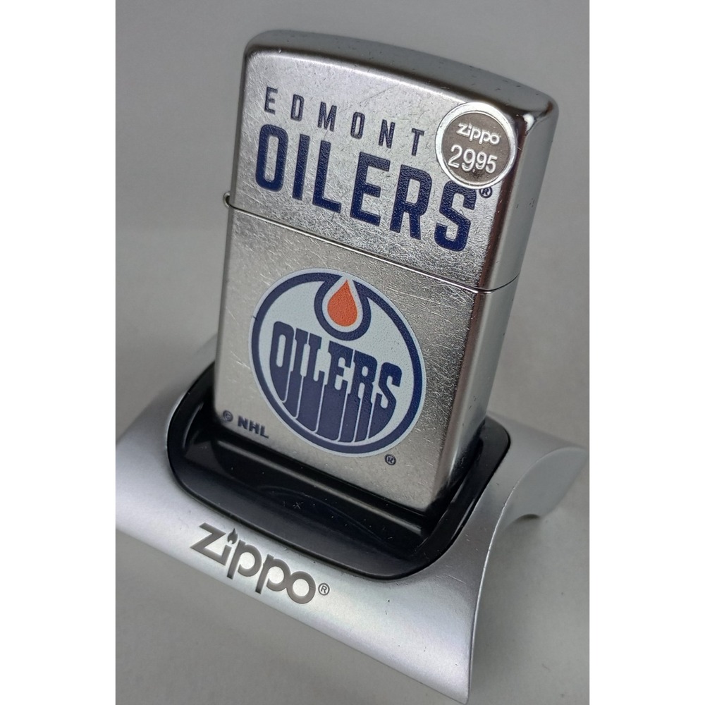 Brand New in Box Genuine Zippo NHL Hockey Edmonton Oilers Street Chrome